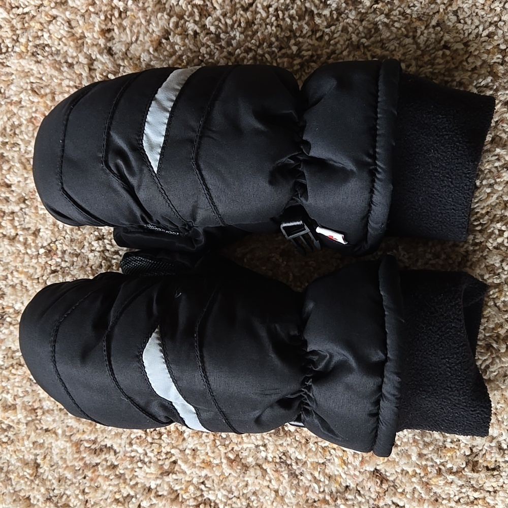 Black Kids Mittens Small 7-14y